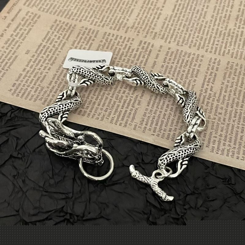 Ch**me He**ts bracelets